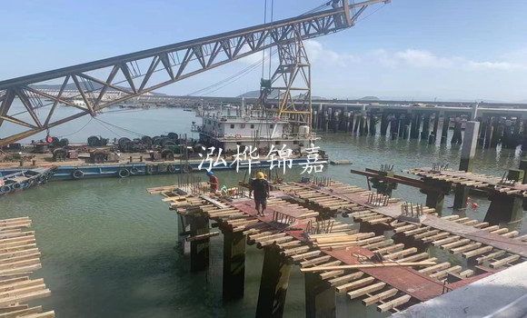 造成房屋地基下沉的原因是什么？如何利用打樁木處理地基下沉問(wèn)題